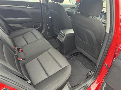 2018 Hyundai ELANTRA Limited   - Photo 13 - Langley, BC V3A 4H1