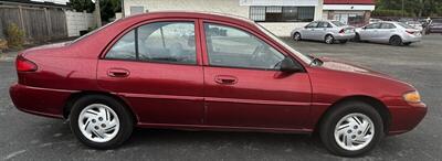 1999 Ford Escort SE - Photo 12 - Langley, BC V3A 4H1