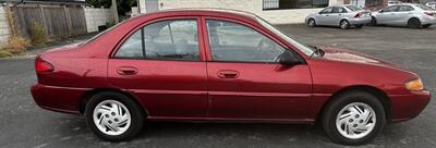 1999 Ford Escort SE - Photo 13 - Langley, BC V3A 4H1