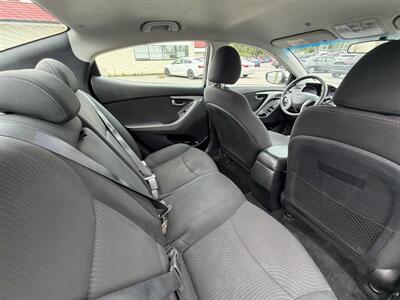 2016 Hyundai ELANTRA SE - Photo 19 - Langley, BC V3A 4H1
