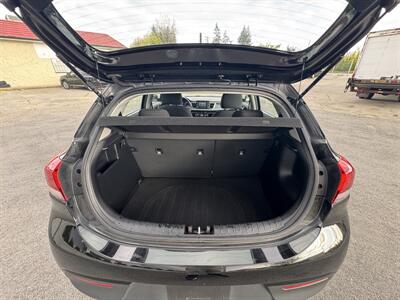 2019 Kia Rio 5-Door S   - Photo 17 - Langley, BC V3A 4H1