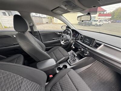 2019 Kia Rio 5-Door S   - Photo 19 - Langley, BC V3A 4H1