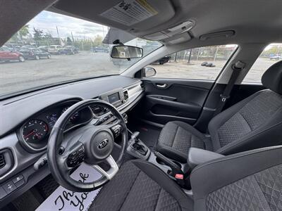 2019 Kia Rio 5-Door S   - Photo 13 - Langley, BC V3A 4H1