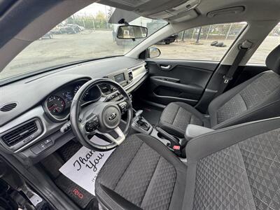 2019 Kia Rio 5-Door S   - Photo 14 - Langley, BC V3A 4H1