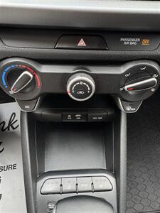 2019 Kia Rio 5-Door S   - Photo 24 - Langley, BC V3A 4H1