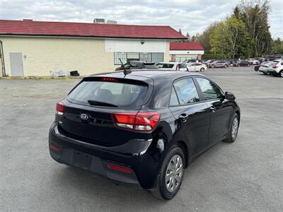 2019 Kia Rio 5-Door S   - Photo 8 - Langley, BC V3A 4H1