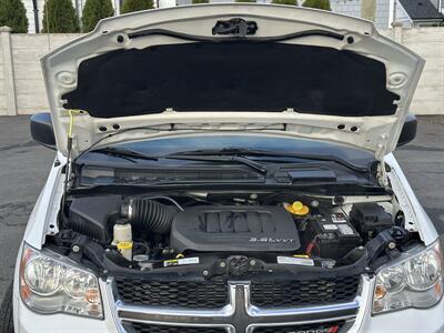 2016 Dodge Grand Caravan SE - Photo 8 - Langley, BC V3A 4H1