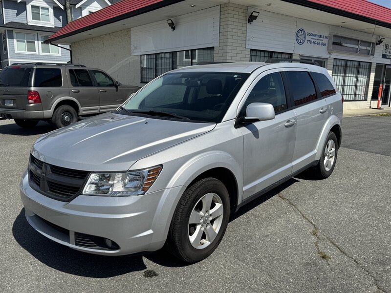 2010 Dodge Journey SXT   - Photo 1 - Langley, BC V3A 4H1