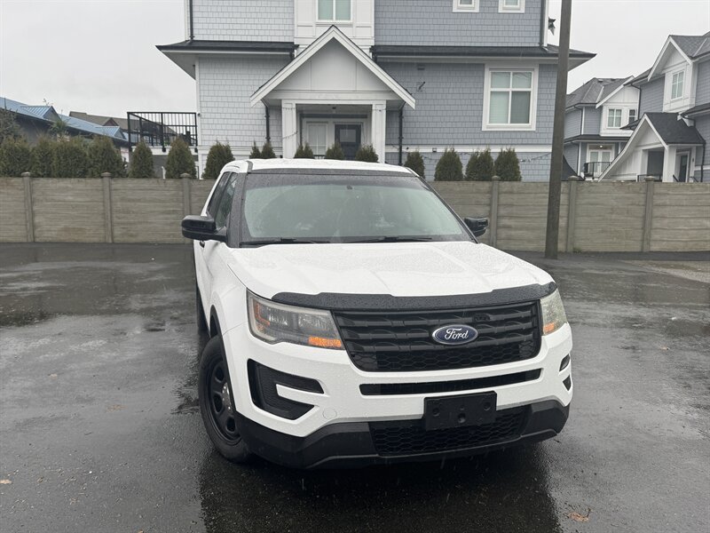 2016 Ford Explorer Police Interceptor Utility   - Photo 1 - Langley, BC V3A 4H1