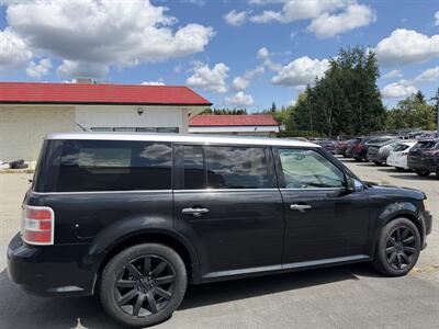 2010 Ford Flex - Photo 5 - Langley, BC V3A 4H1