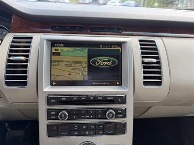 2010 Ford Flex - Photo 12 - Langley, BC V3A 4H1