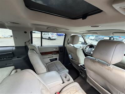 2010 Ford Flex - Photo 19 - Langley, BC V3A 4H1