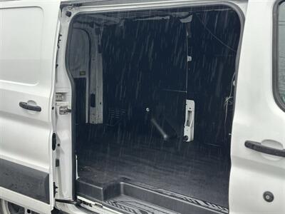 2017 Ford Transit 250   - Photo 10 - Langley, BC V3A 4H1