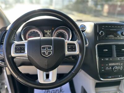 2017 Dodge Grand Caravan Crew - Photo 7 - Langley, BC V3A 4H1