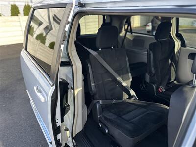 2017 Dodge Grand Caravan Crew - Photo 16 - Langley, BC V3A 4H1