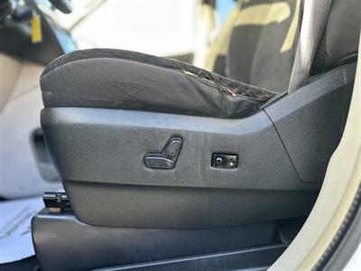 2017 Dodge Grand Caravan Crew - Photo 5 - Langley, BC V3A 4H1