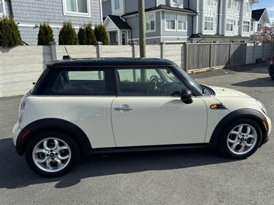 2012 MINI Cooper Hardtop   - Photo 8 - Langley, BC V3A 4H1