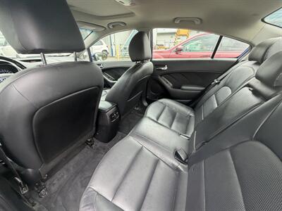 2017 Kia Forte EX Luxury - Photo 18 - Langley, BC V3A 4H1