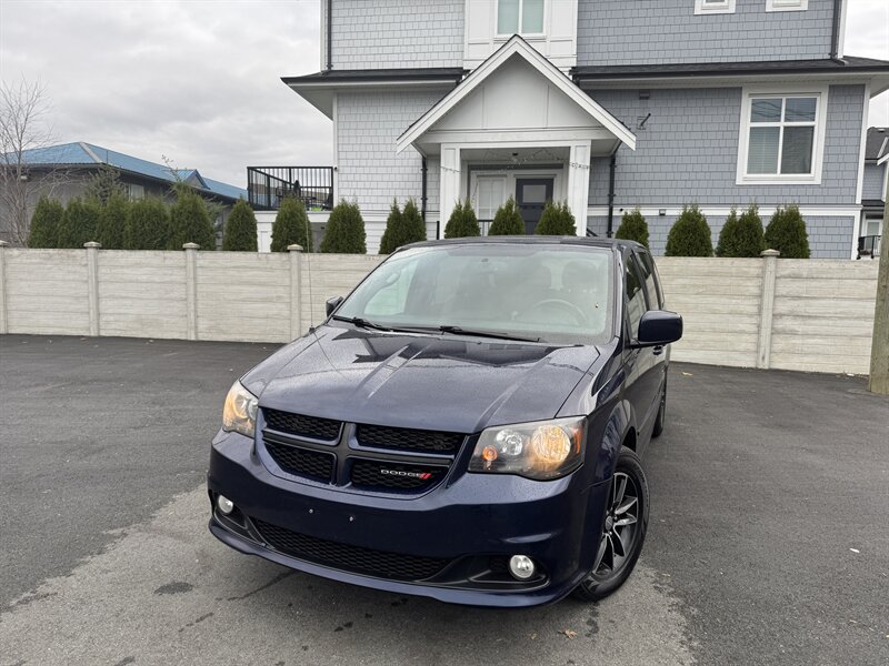 2017 Dodge Grand Caravan GT  