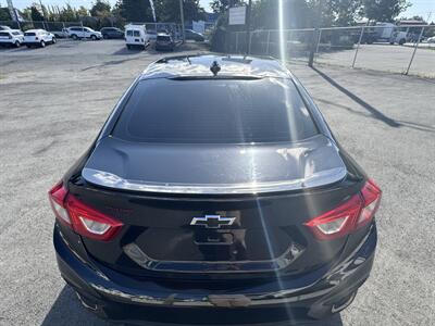 2018 Chevrolet Cruze LT Auto   - Photo 3 - Langley, BC V3A 4H1