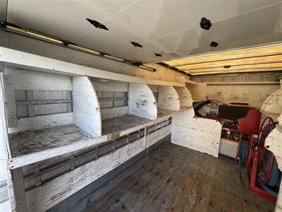 2012 Isuzu NPR - Photo 15 - Langley, BC V3A 4H1