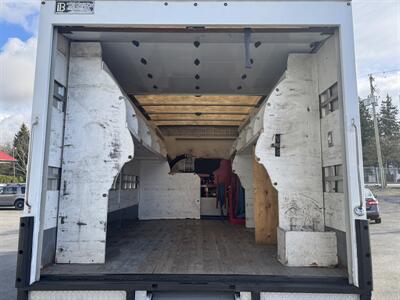 2012 Isuzu NPR - Photo 11 - Langley, BC V3A 4H1