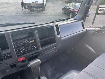 2012 Isuzu NPR - Photo 8 - Langley, BC V3A 4H1