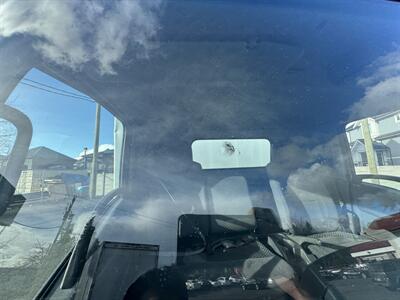 2012 Isuzu NPR - Photo 30 - Langley, BC V3A 4H1