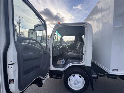 2012 Isuzu NPR - Photo 5 - Langley, BC V3A 4H1