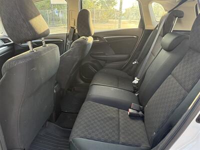 2016 Honda Fit LX   - Photo 24 - Langley, BC V3A 4H1