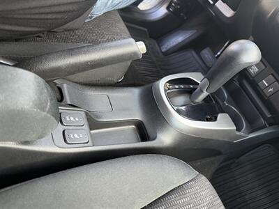 2016 Honda Fit LX   - Photo 14 - Langley, BC V3A 4H1