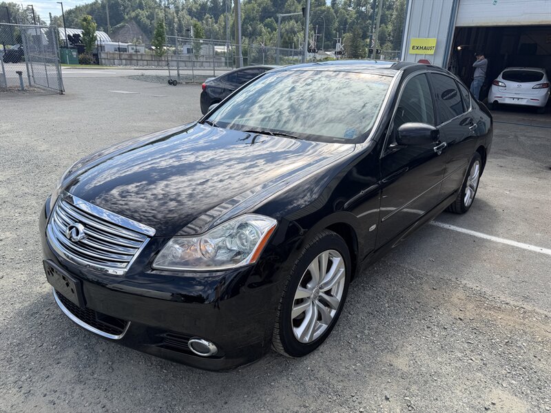 2010 INFINITI M35 X  