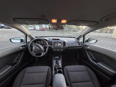 2017 Kia Forte LX   - Photo 27 - Langley, BC V3A 4H1