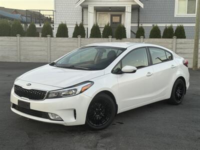 2017 Kia Forte LX   - Photo 2 - Langley, BC V3A 4H1