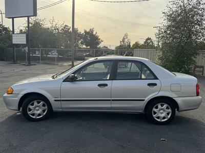 2000 Mazda Protege DX   - Photo 8 - Langley, BC V3A 4H1