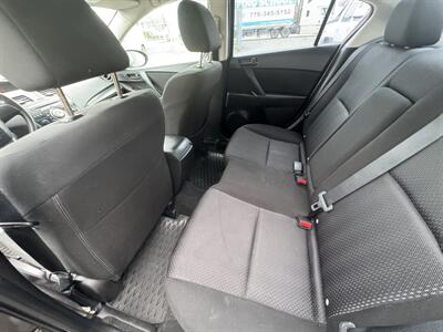 2010 Mazda Mazda3 i SV   - Photo 17 - Langley, BC V3A 4H1