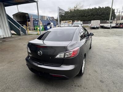 2010 Mazda Mazda3 i SV   - Photo 9 - Langley, BC V3A 4H1