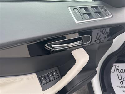2017 Jaguar F-PACE 35t Prestige   - Photo 15 - Langley, BC V3A 4H1