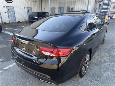 2016 Chrysler 200 S - Photo 7 - Langley, BC V3A 4H1