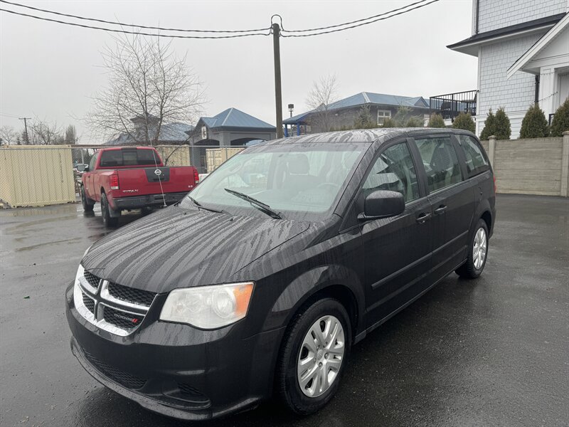 2017 Dodge Grand Caravan Canada Value Package   - Photo 1 - Langley, BC V3A 4H1