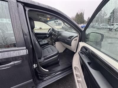 2017 Dodge Grand Caravan Canada Value Package   - Photo 12 - Langley, BC V3A 4H1