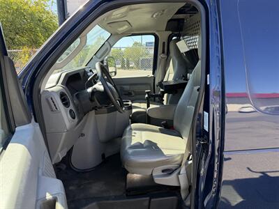 2014 Ford E-350 SD - Photo 9 - Langley, BC V3A 4H1