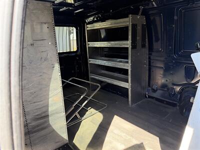 2014 Ford E-350 SD - Photo 15 - Langley, BC V3A 4H1