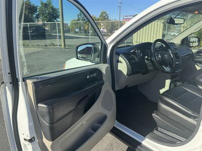 2015 Dodge Grand Caravan Canada Value Package   - Photo 15 - Langley, BC V3A 4H1