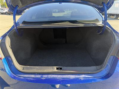 2016 Chrysler 200 S   - Photo 15 - Langley, BC V3A 4H1