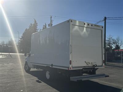 2023 Ford E-450 SD   - Photo 10 - Langley, BC V3A 4H1