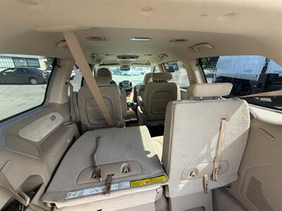 2006 Kia Sedona LX   - Photo 16 - Langley, BC V3A 4H1