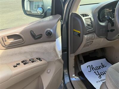 2006 Kia Sedona LX   - Photo 21 - Langley, BC V3A 4H1