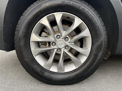 2020 Hyundai SANTA FE SE - Photo 3 - Langley, BC V3A 4H1