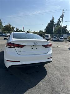 2018 Hyundai ELANTRA Limited   - Photo 11 - Langley, BC V3A 4H1